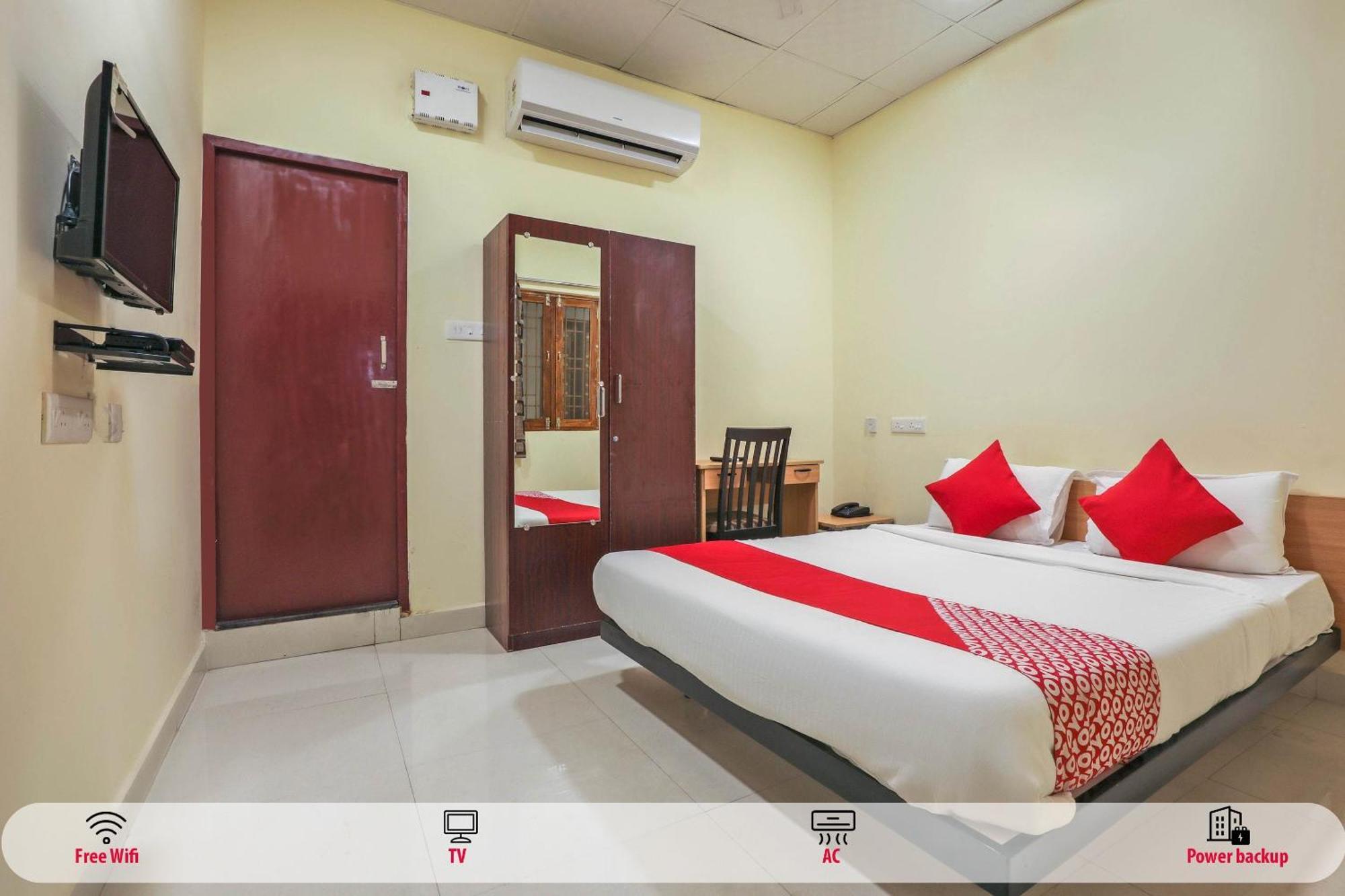 Hotel O Om Sakthi Hotel Pondicherry Exterior foto